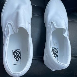 Men’s slip on vans